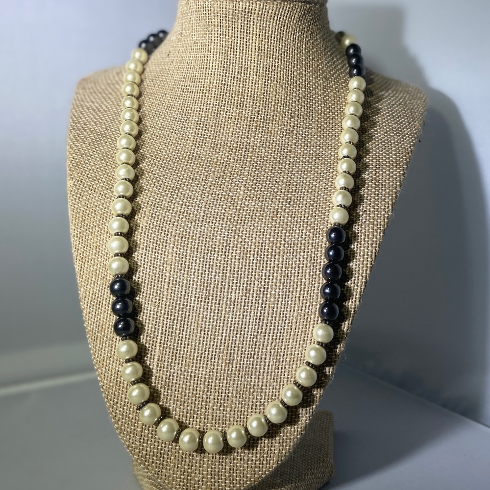 Bridal Prom Pearl‎ Necklace with haematite beads and sterling silver catch NWOT